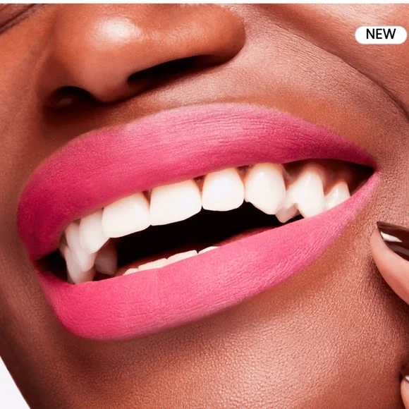 M.A.C lipstick - Picture 11 of 16